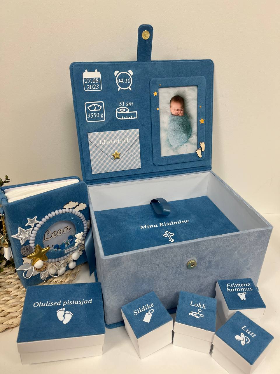 Baby box „Leon" — avatud komplekt