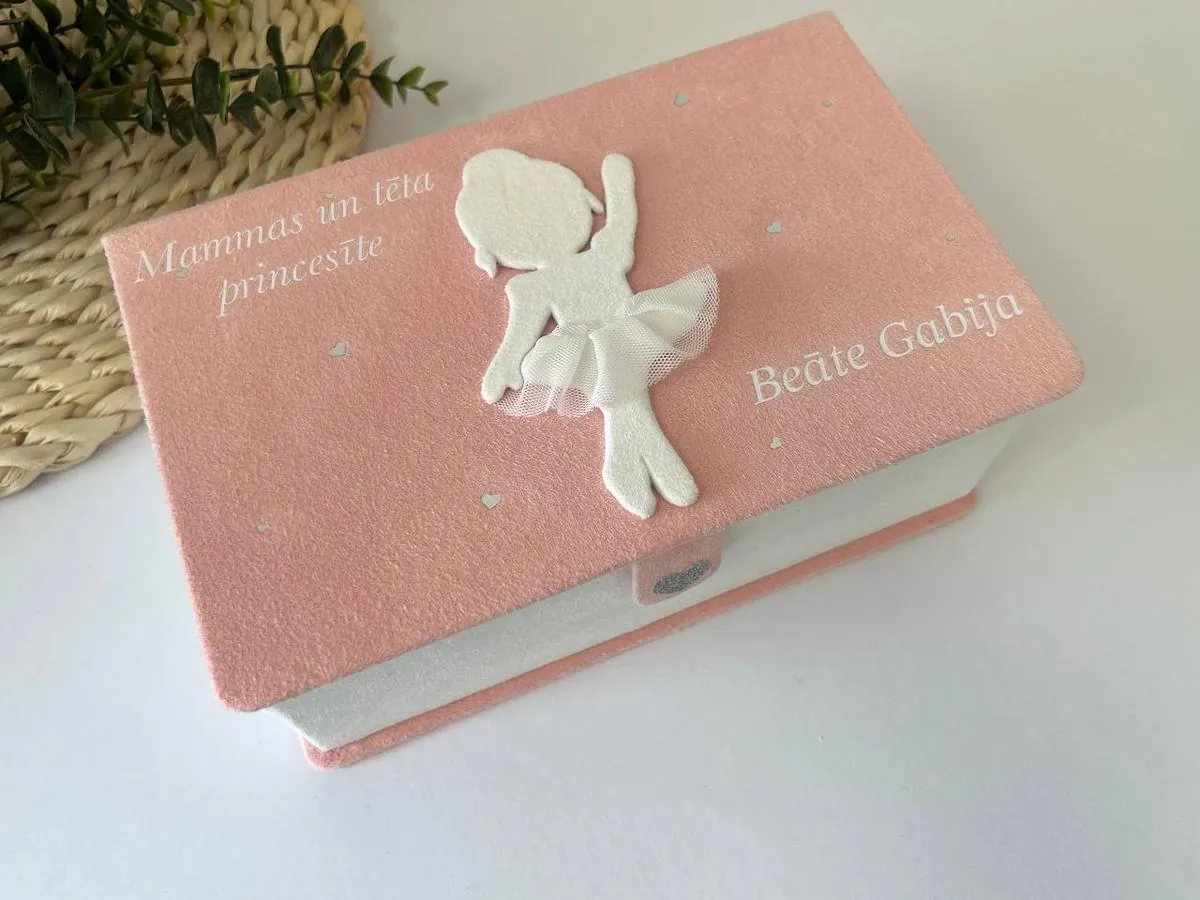 🎁 Dārgumu kaste «Beāte Gabija» — balerīna